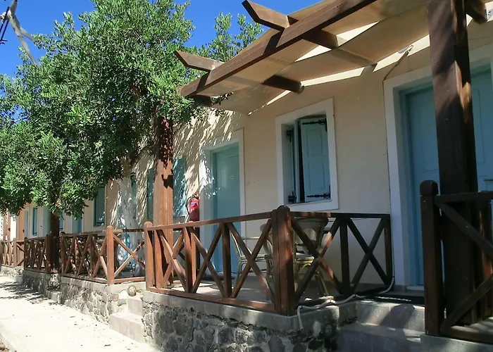 Santorini Camping/rooms 2* Fira (Santorini)