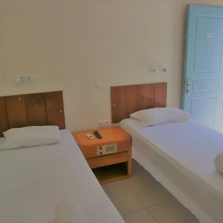 Camping Santorini Camping/rooms