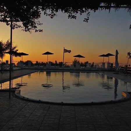 Santorini Camping/rooms