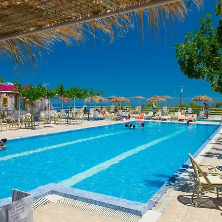 Camping Santorini Camping/rooms 2*