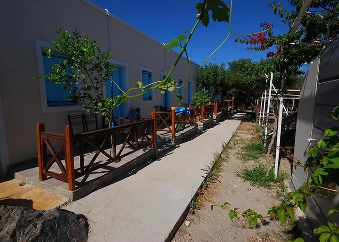 Campsite Santorini Camping/rooms 2*