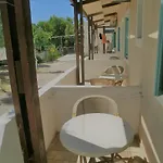 Santorini Camping/rooms Camping Fira (Santorini)