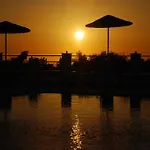 Santorini Camping/rooms 2* Fira (Santorini)