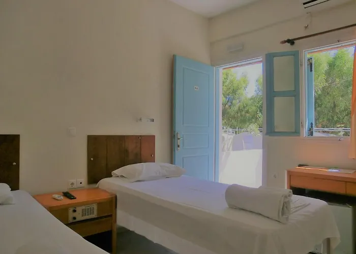 אתר קמפינג Santorini Camping/rooms סנטוריני