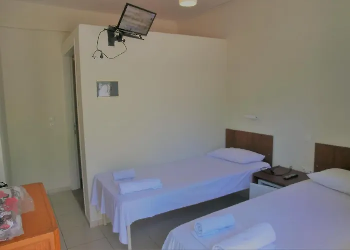 Santorini Camping/rooms Fira (Santorini)