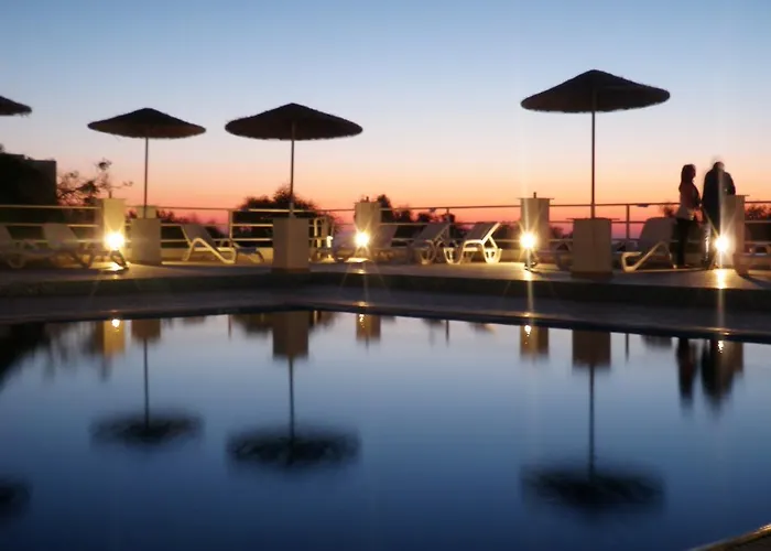 אתר קמפינג Santorini Camping/rooms